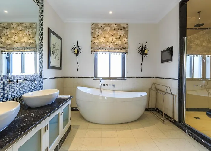 ヴィラ Flow ローレ